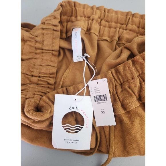 NWT Daily Practice by Anthropologie Pull-On Sweat Shorts Size XS Golden Sun - Picture 8 of 11